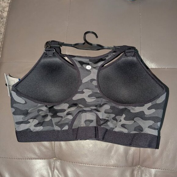 NEW Layer 8 Zip Zipper Front Maximum Support Molded Cup Sports Bra 40C 40D 38DD - Picture 2 of 2